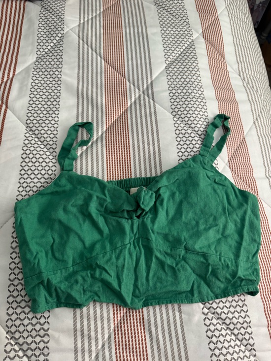 American Threads Tops - 3 crop Tops